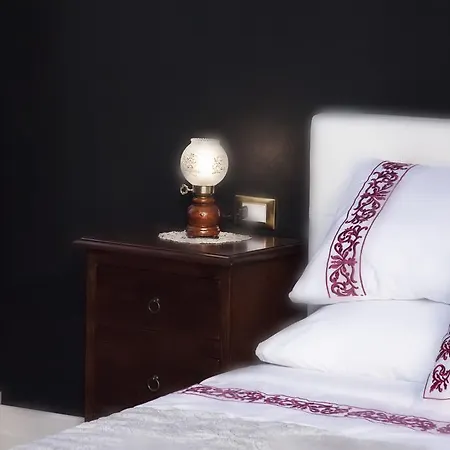 Bed & Breakfast Art Fashion House Luxury Catania