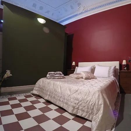 Art Fashion House Luxury Bed & Breakfast 3*