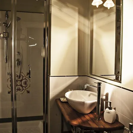 Art Fashion House Luxury Bed & Breakfast 3*